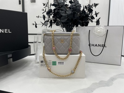 Chanel Handbags 1020